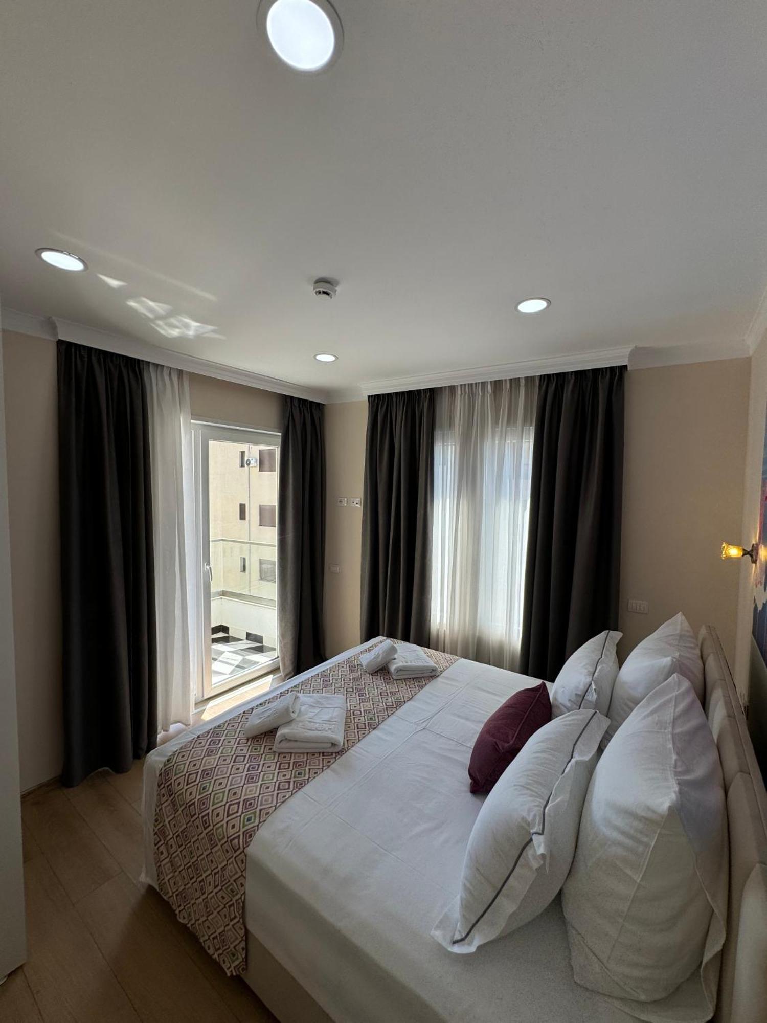 Hotel Britania Vlorë Kamer foto