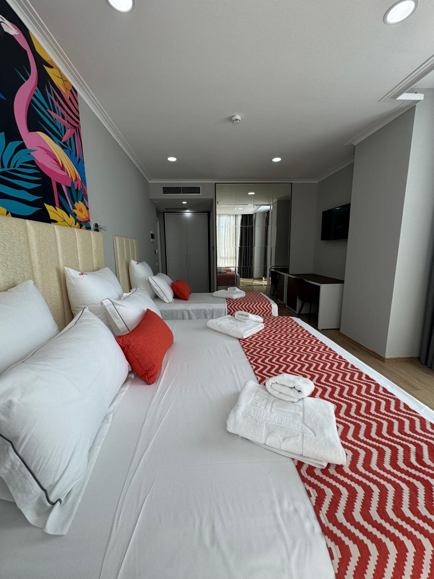 Hotel Britania Vlorë Kamer foto
